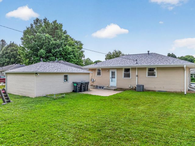 1443 Cascade Street NW, Rochester, MN 55901