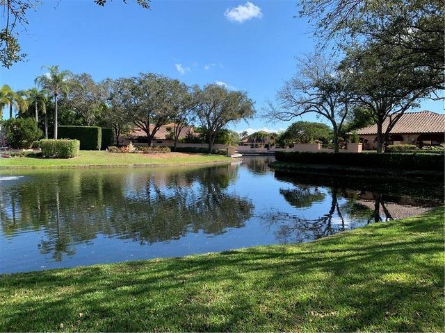 706 Via Genova, Deerfield Beach, FL 33442