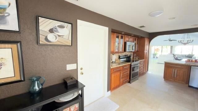 706 Via Genova, Deerfield Beach, FL 33442