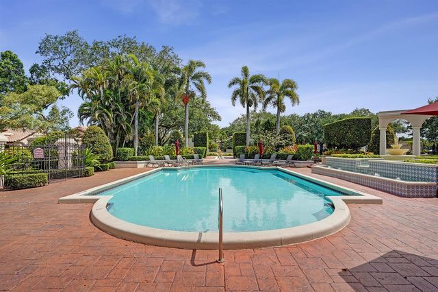 706 Via Genova, Deerfield Beach, FL 33442