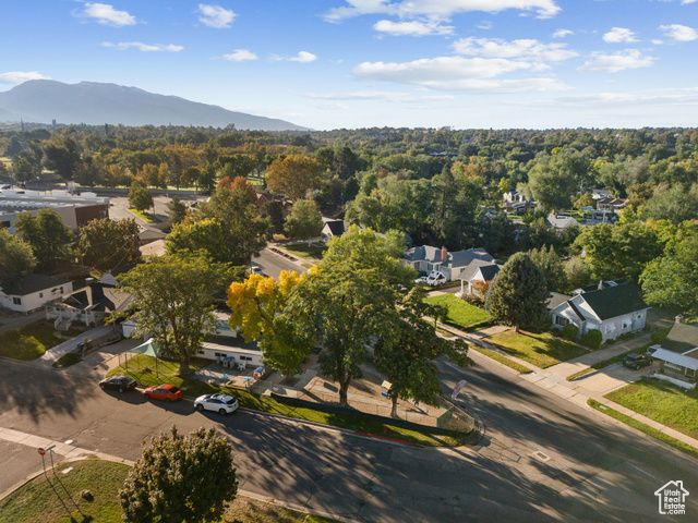 302 E CHIMES DR, Ogden, UT 84405