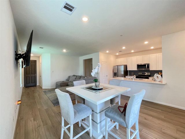 2907 Lazarina, Fresno, TX 77545