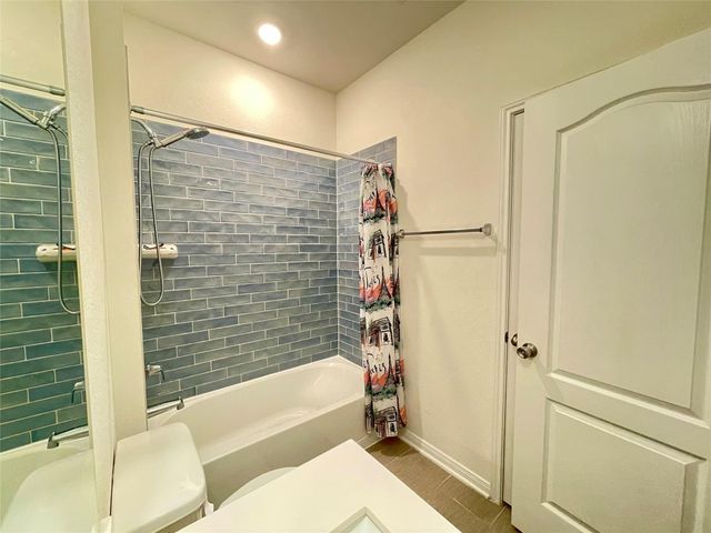 2907 Lazarina, Fresno, TX 77545