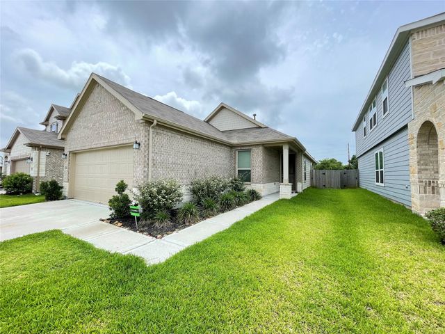 2907 Lazarina, Fresno, TX 77545