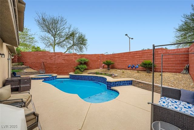 5568 Trilling Bird Drive, Las Vegas, NV 89135