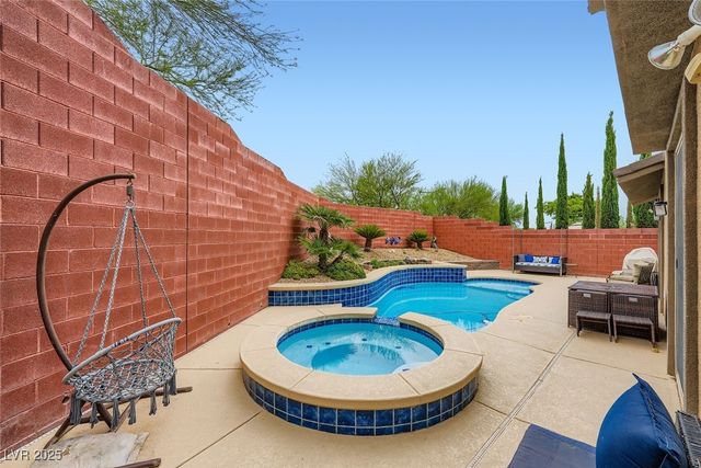 5568 Trilling Bird Drive, Las Vegas, NV 89135