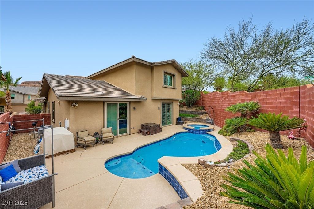 5568 Trilling Bird Drive, Las Vegas, NV 89135