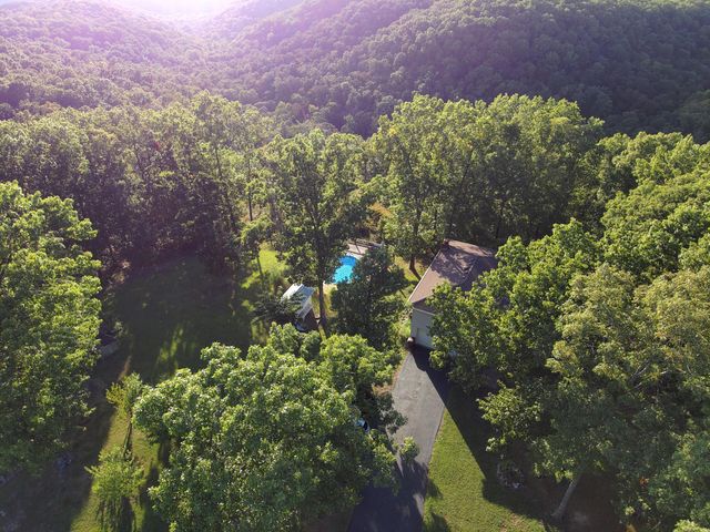 2489 Logan Ridge Road, Ozark, MO 65721