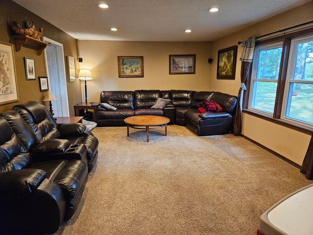 2489 Logan Ridge Road, Ozark, MO 65721