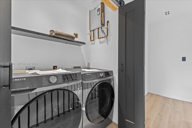 3786 NE 167th St 49, North Miami Beach, FL 33160