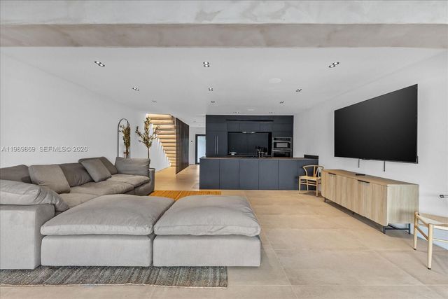 3786 NE 167th St 49, North Miami Beach, FL 33160