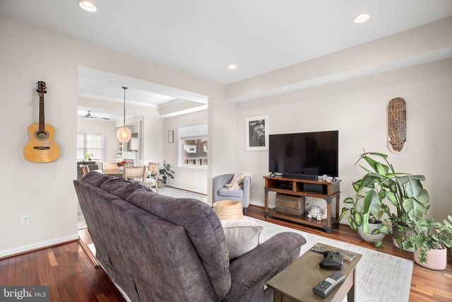 409 DUNMORE ST, Fredericksburg, VA 22401