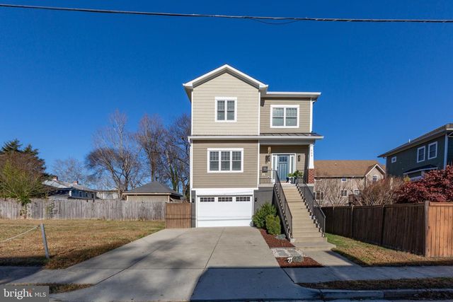 409 DUNMORE ST, Fredericksburg, VA 22401