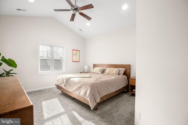 409 DUNMORE ST, Fredericksburg, VA 22401