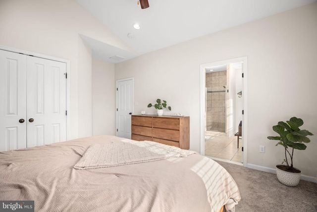 409 DUNMORE ST, Fredericksburg, VA 22401