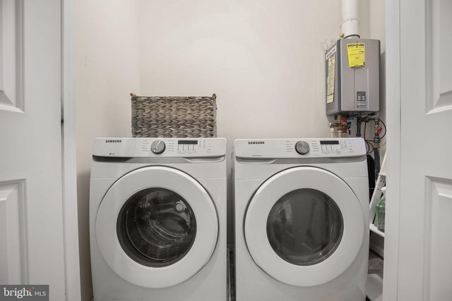 409 DUNMORE ST, Fredericksburg, VA 22401