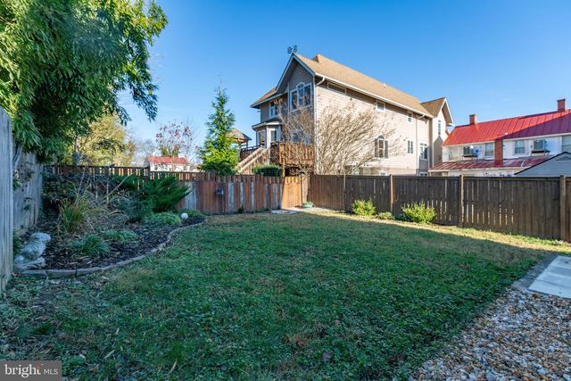 409 DUNMORE ST, Fredericksburg, VA 22401