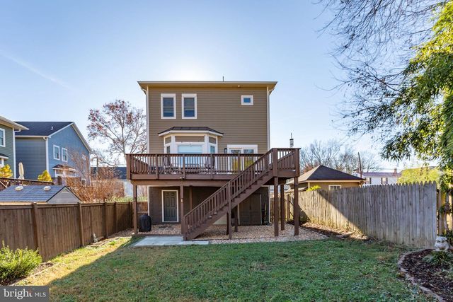 409 DUNMORE ST, Fredericksburg, VA 22401