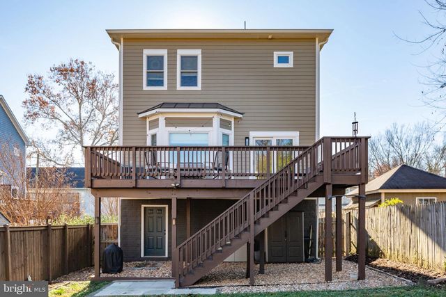 409 DUNMORE ST, Fredericksburg, VA 22401