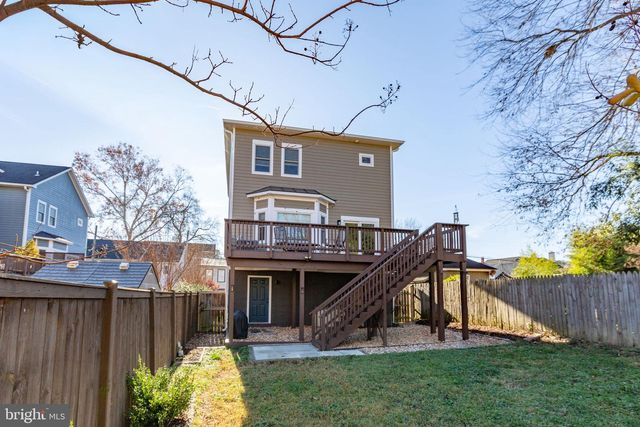 409 DUNMORE ST, Fredericksburg, VA 22401