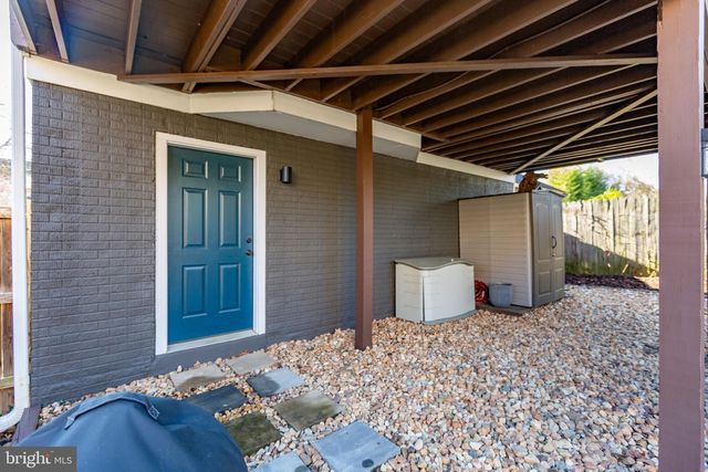 409 DUNMORE ST, Fredericksburg, VA 22401