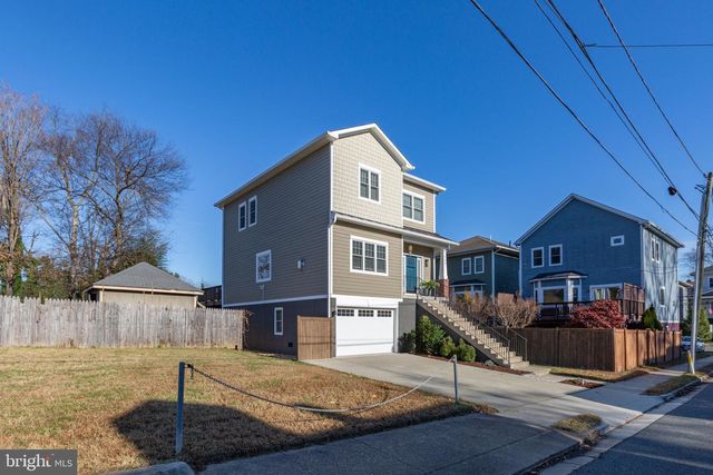 409 DUNMORE ST, Fredericksburg, VA 22401