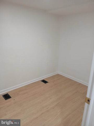 26 FRANKLIN DR, Norristown, PA 19403