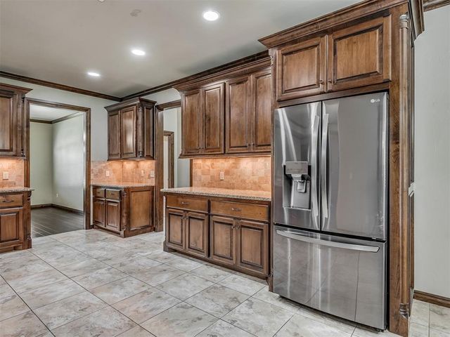 12084 Eastwood Drive, Choctaw, OK 73020