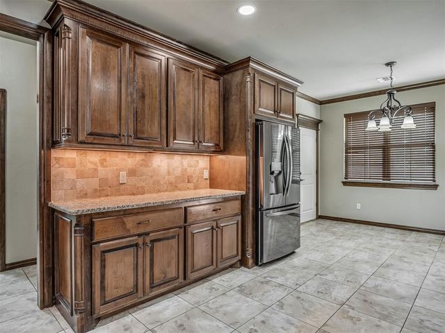 12084 Eastwood Drive, Choctaw, OK 73020