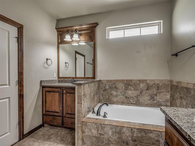 12084 Eastwood Drive, Choctaw, OK 73020