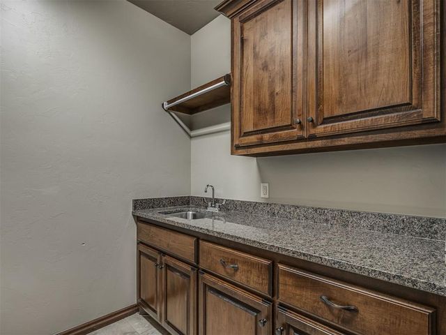12084 Eastwood Drive, Choctaw, OK 73020