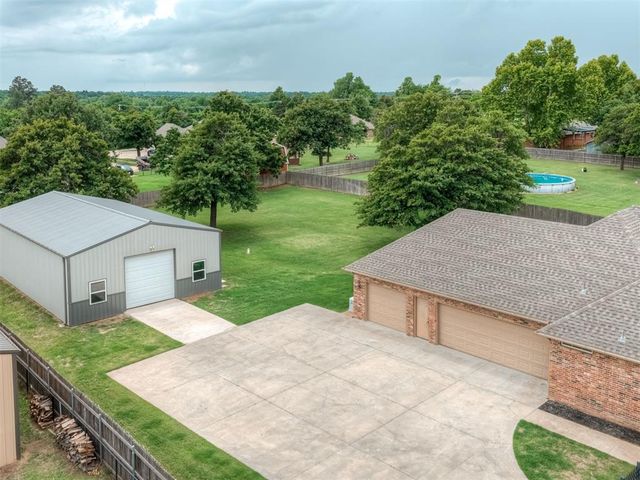 12084 Eastwood Drive, Choctaw, OK 73020