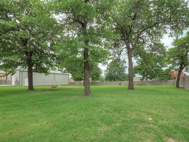 12084 Eastwood Drive, Choctaw, OK 73020