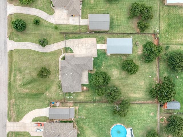 12084 Eastwood Drive, Choctaw, OK 73020