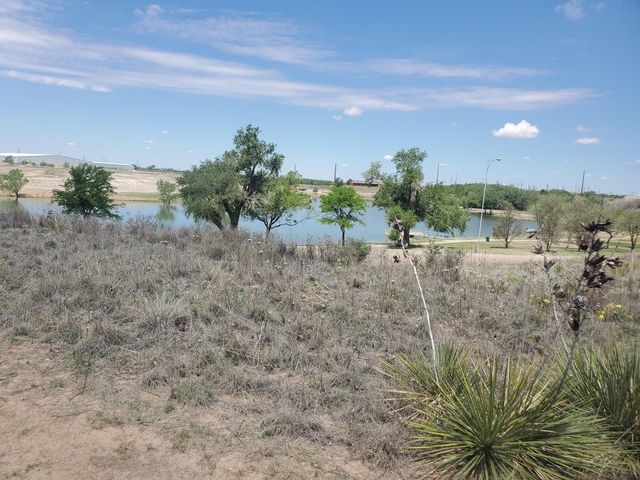 2610 Cesar E. Chavez Drive, Lubbock, TX 79415