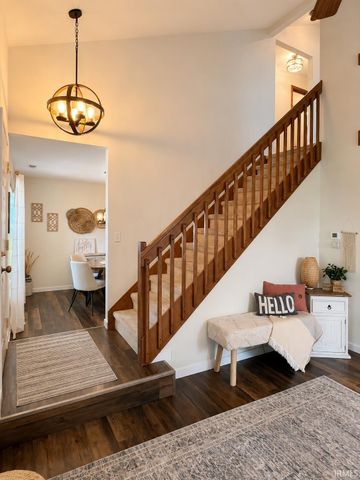 5746 Thornbriar Lane, Fort Wayne, IN 46835