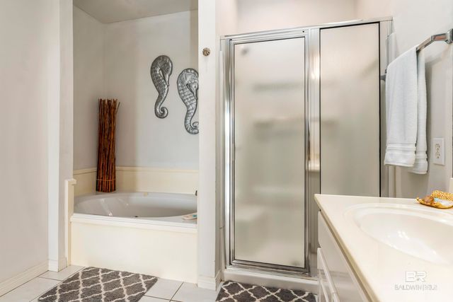 1701 Bienville Boulevard 203, Dauphin Island, AL 36528