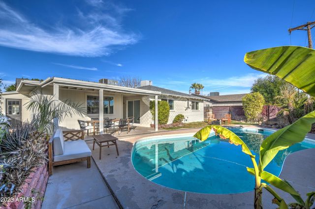 8349 E COLUMBUS Avenue, Scottsdale, AZ 85251