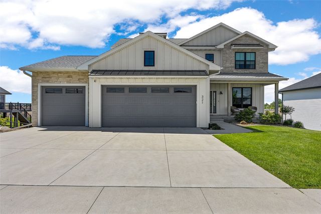 321 Heartland Street, Fairfax, IA 52228