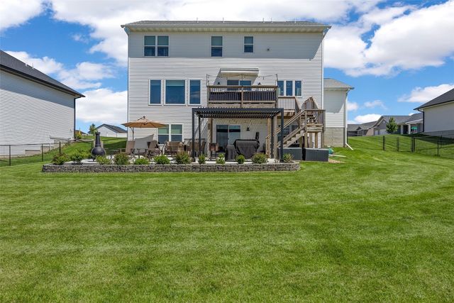321 Heartland Street, Fairfax, IA 52228