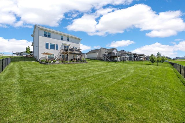 321 Heartland Street, Fairfax, IA 52228