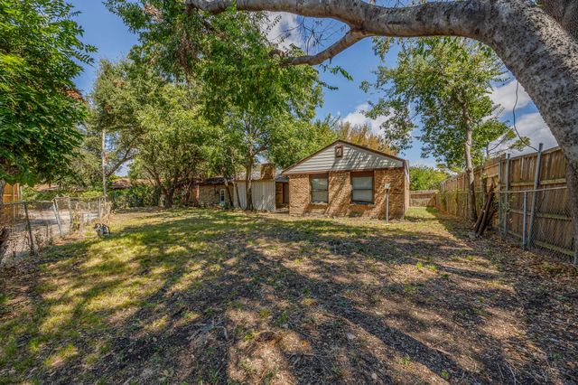 310 S Grove Road, Richardson, TX 75081