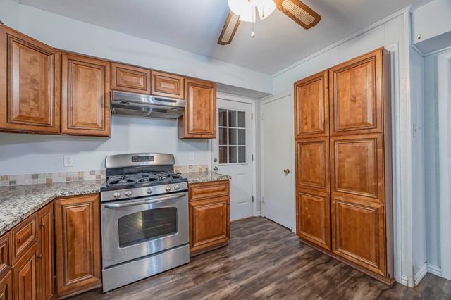 310 S Grove Road, Richardson, TX 75081