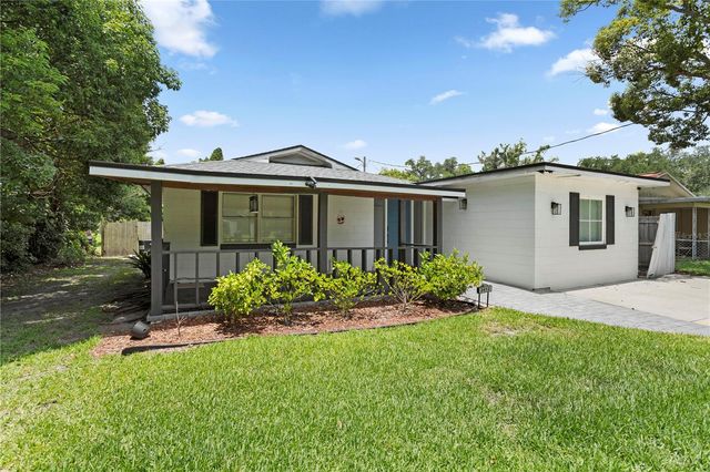 2412 GRANDVIEW AVENUE, Sanford, FL 32771