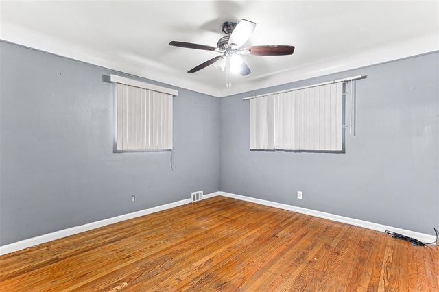 16460 E Eight Mile Road, Detroit, MI 48205
