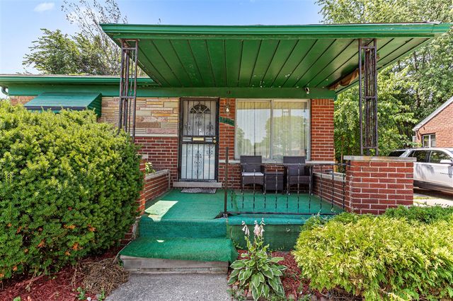 16460 E Eight Mile Road, Detroit, MI 48205