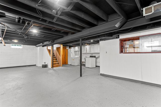 16460 E Eight Mile Road, Detroit, MI 48205