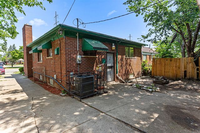 16460 E Eight Mile Road, Detroit, MI 48205