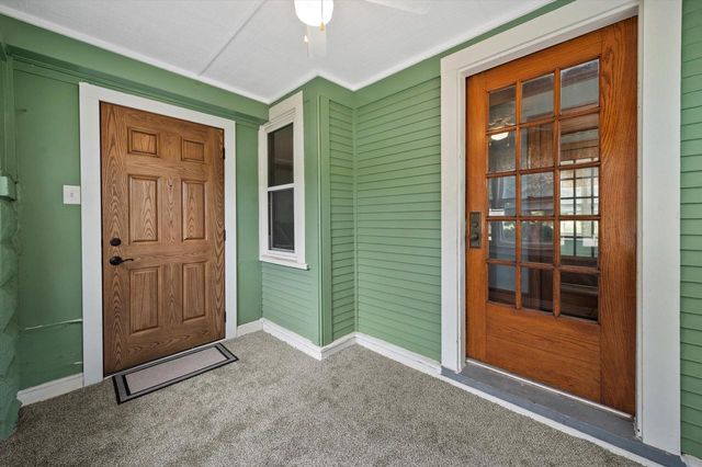 333 W Bender ROAD, Glendale, WI 53217