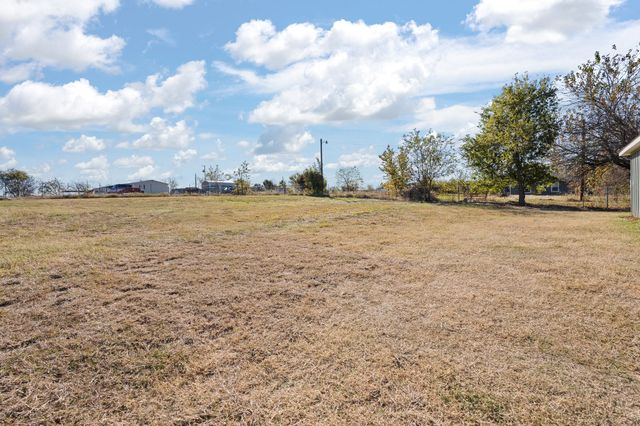 5501 Baron Drive, Joshua, TX 76058